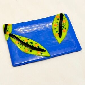 Fused Glass Trinket or Soap Dish, Blue with Leaves, VGUC